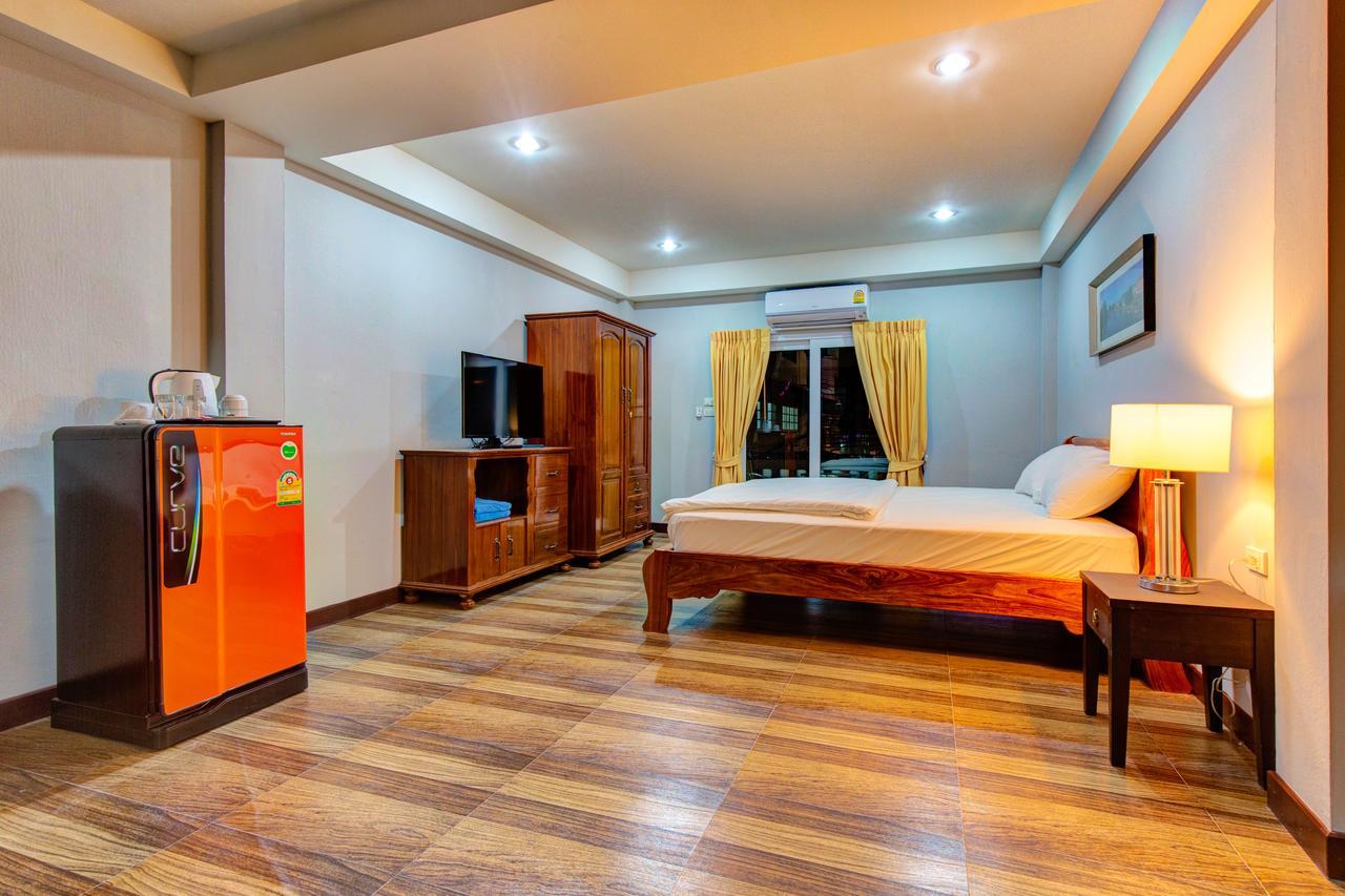 Jomtien Beach Pool House Pattaya Ngoại thất bức ảnh